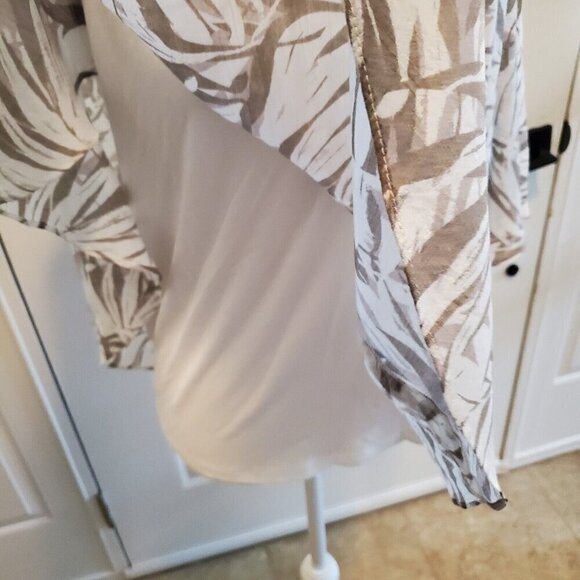 IN Studio Blouse Womens Medium Tan White Pullover Overlay Boho Coastal Beach - Picture 7 of 12